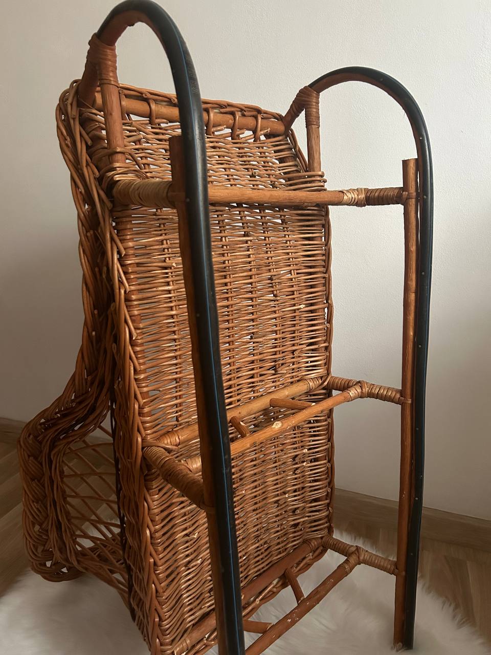 Handmade Wicker Sled with Cushion | Rattan Winter Sledge | Kids Pull Toy Vehicle