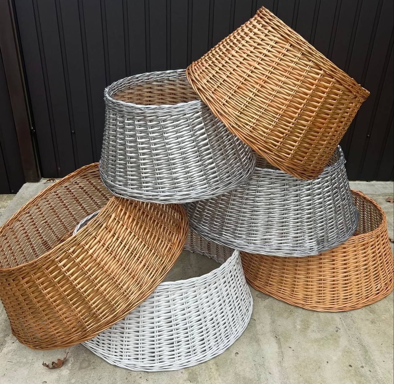 Handmade Wicker Christmas Tree Collar | Rattan Tree Stand Cover | Rustic Farmhouse Holiday Décor